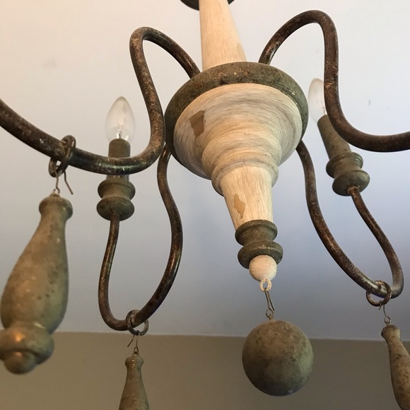 Small rustic chandelier lamp light - Picture 2 of 3